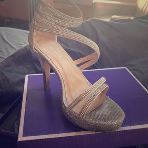 TOP Mada heels
